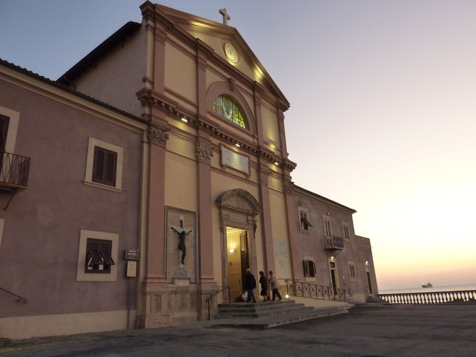 Vernazza weather and climate | Sunheron, image size:3648x2736